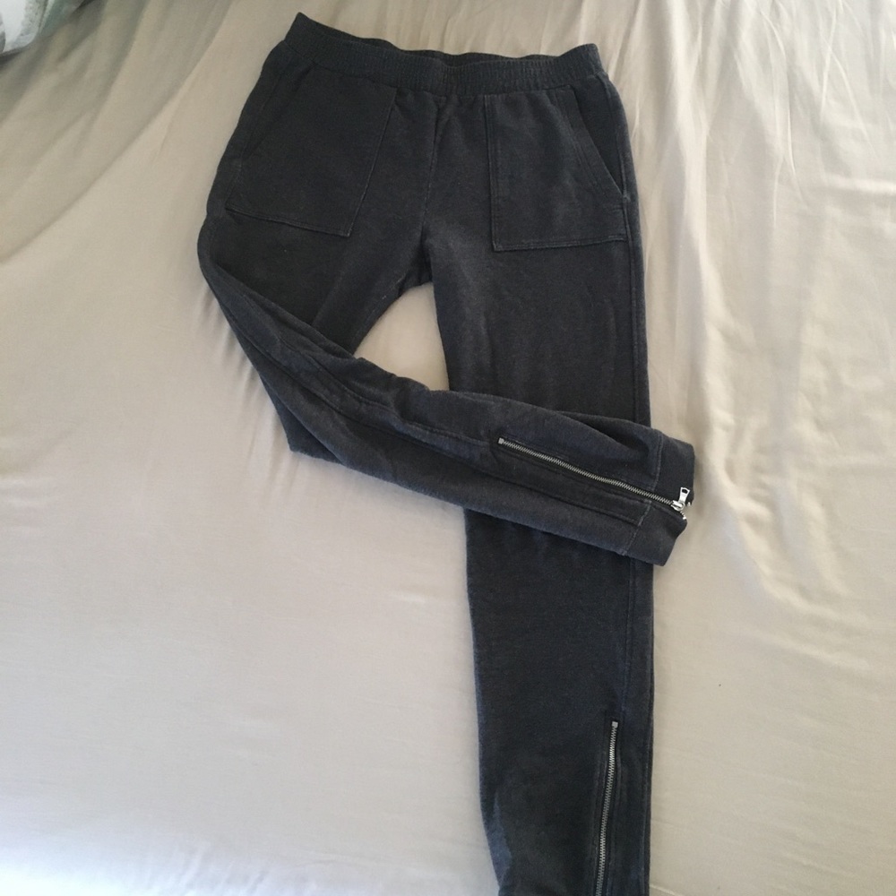 GAP Joggers